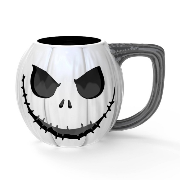 NEW Zak Designs 15.5 fl oz Nightmare Before Christmas Dolomite Mug White - Picture 1 of 3